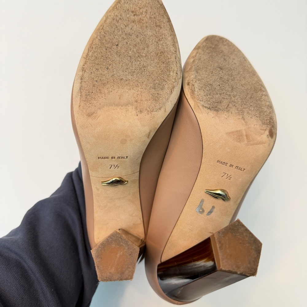 DIANE VON FURSTENBERG Santana Leather Pumps In Nude, Size 7.5 - Picture 8 of 8